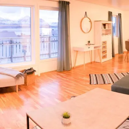 Destination Senja - Skaland