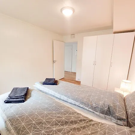 Destination Senja - * Skaland